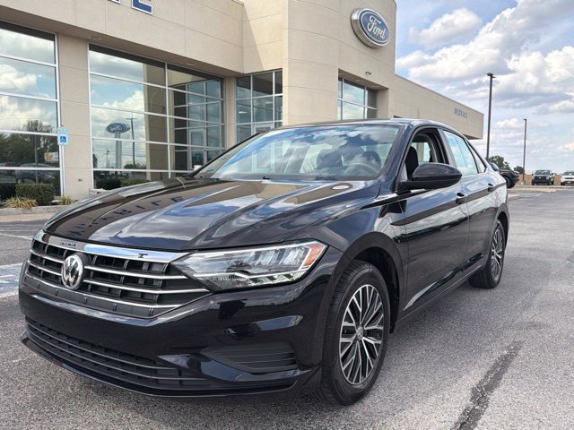 Used 2021 Volkswagen Jetta FWD image 1