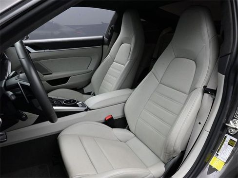 Certified 2022 Porsche 911 Turbo S image 5