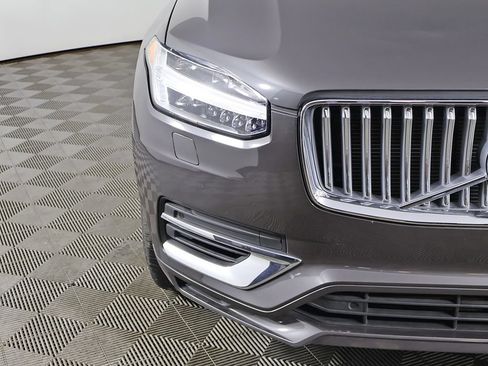 Used 2024 Volvo XC90 T8 Ultimate w/ Protection Package Premier AWD/4WD image 18