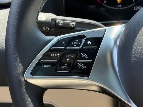 Used 2025 Mercedes-Benz GLA 250 4MATIC image 22