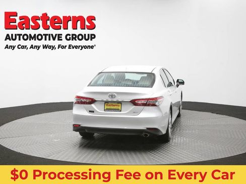 Used 2019 Toyota Camry XLE w/ Carpet Mat Package FWD image 40