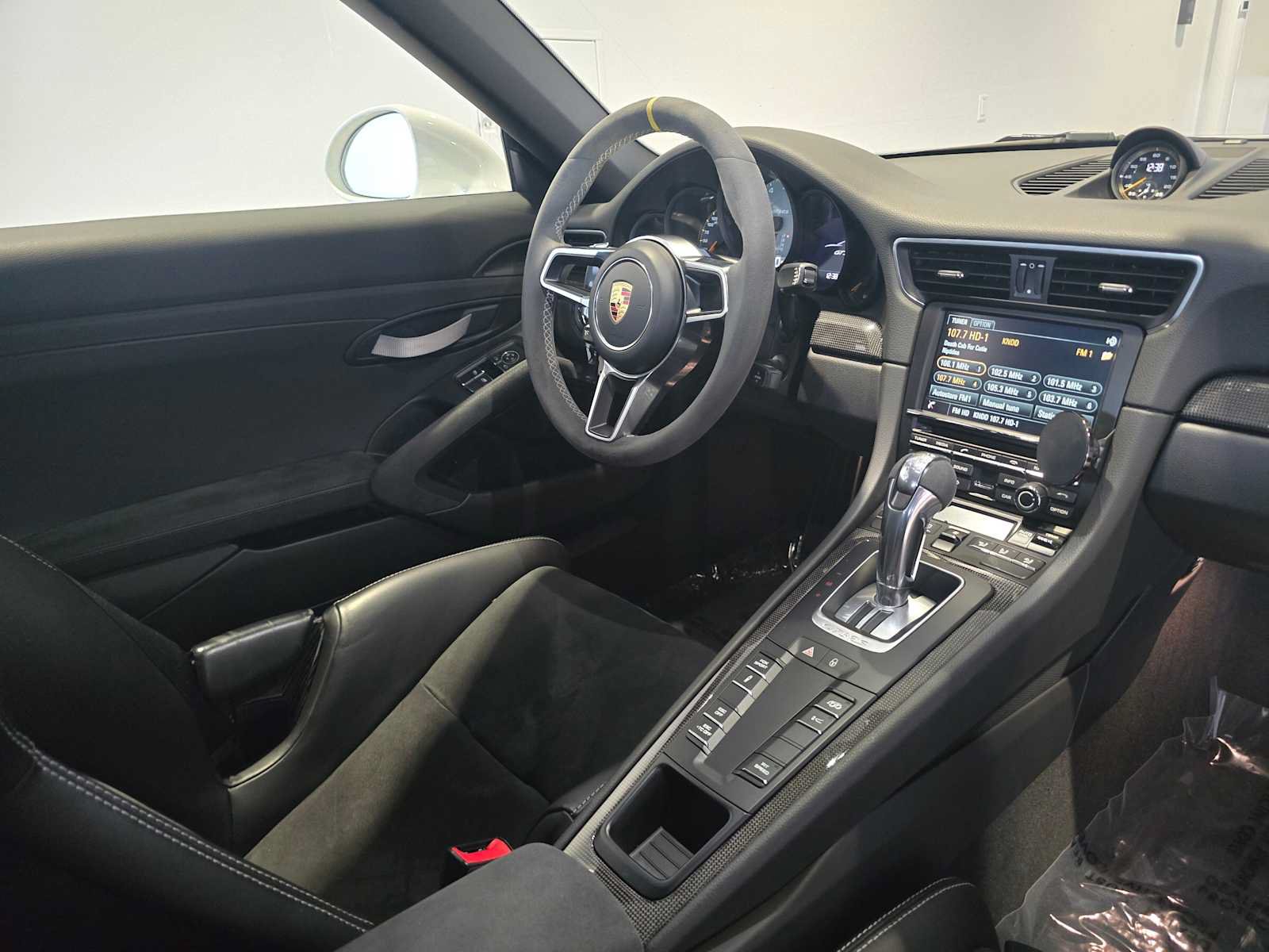 Used 2016 Porsche 911 GT3 RS RWD image 11