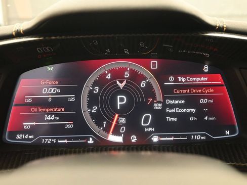 Used 2020 Chevrolet Corvette Stingray Preferred Cpe w/ 2LT Preferred Equipment Group RWD image 2