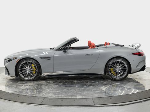 Used 2023 Mercedes-Benz SL 63 AMG 4MATIC image 3