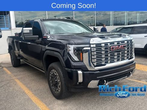 Used 2024 GMC Sierra 2500 Denali w/ Denali Reserve Package AWD/4WD image 1