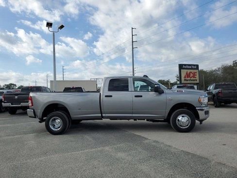 Used 2023 RAM 3500 Tradesman AWD/4WD image 2