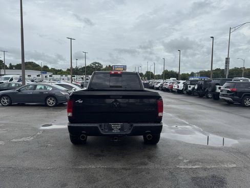 Used 2015 RAM 1500 Express w/ Black Ram 1500 Express Group AWD/4WD image 4