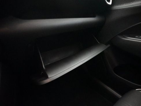 Used 2023 Hyundai Venue Limited w/ Cargo Package image 29