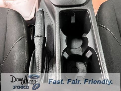 Used 2017 Ford Focus SE image 39