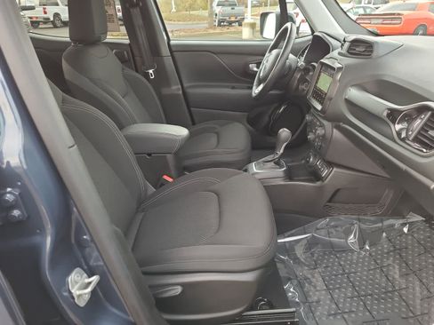 Certified 2023 Jeep Renegade Altitude w/ Sun/Sound Group image 22