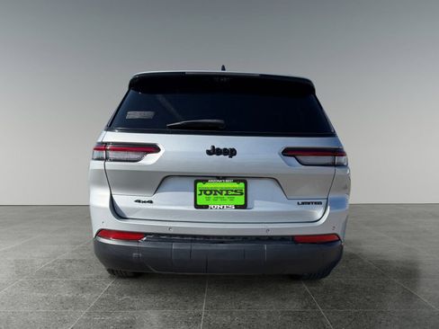 Used 2023 Jeep Grand Cherokee L Limited w/ Luxury Tech Group II AWD/4WD image 5