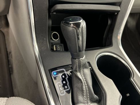 Used 2016 Toyota Camry LE image 20