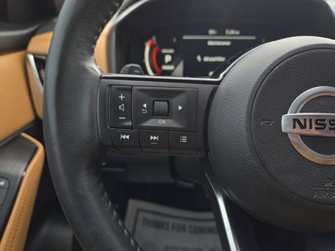 Used 2021 Nissan Rogue Platinum FWD image 15