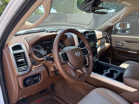 Used 2019 RAM 2500 Laramie AWD/4WD image 21