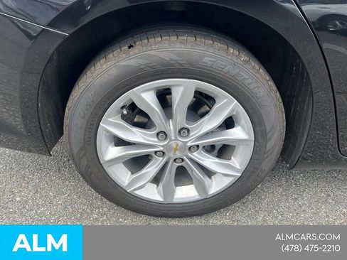 Used 2025 Chevrolet Malibu LT FWD image 11
