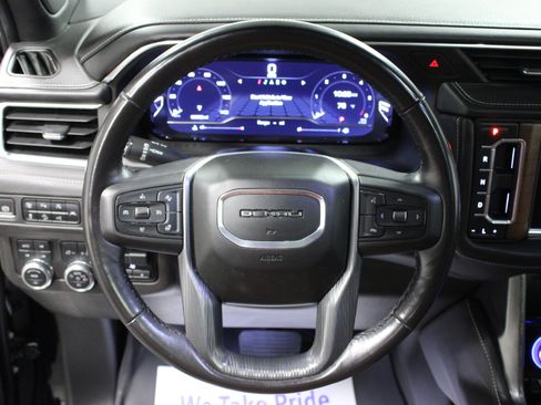 Used 2023 GMC Yukon Denali Ultimate AWD/4WD image 18