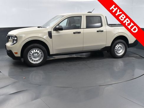 New 2025 Ford Maverick XL image 4