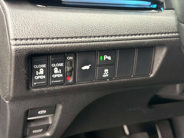 Used 2025 Honda Odyssey Touring image 23
