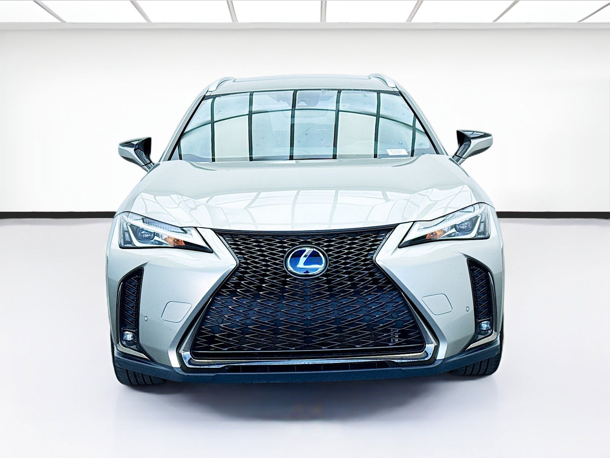 Used 2022 Lexus UX 250h F Sport w/ F Sport Premium Package AWD/4WD image 2