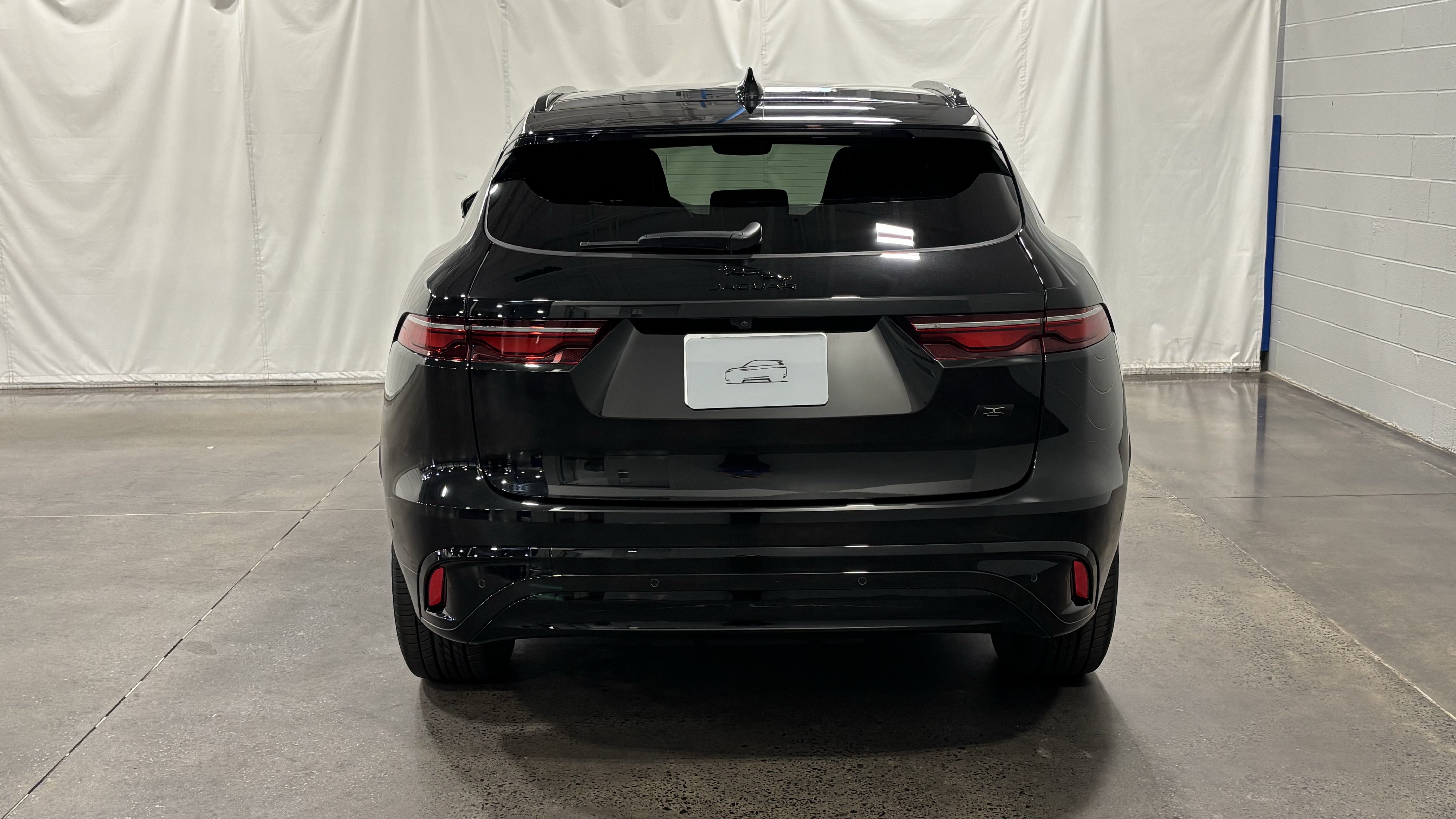 New 2026 Jaguar F-PACE R-Dynamic S AWD/4WD image 8