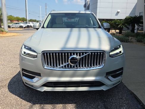 Used 2022 Volvo XC90 T6 Inscription AWD/4WD image 2