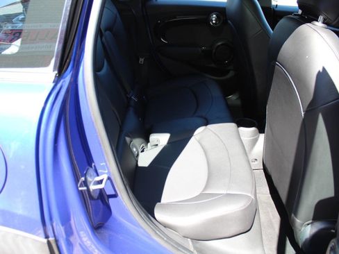 Used 2019 MINI Cooper 4-Door Hardtop FWD image 12