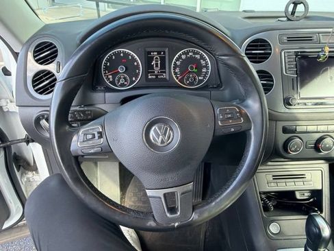 Used 2017 Volkswagen Tiguan Limited w/ Premium Package AWD/4WD image 7