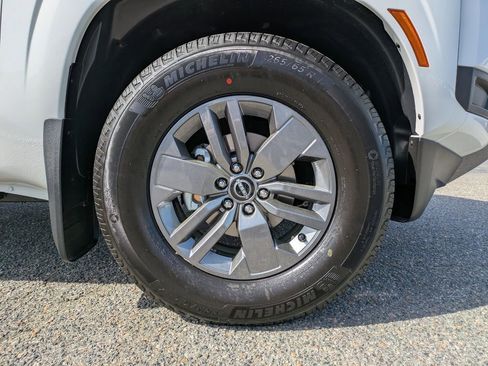 New 2026 Nissan Frontier SV w/ Tow Package RWD image 11