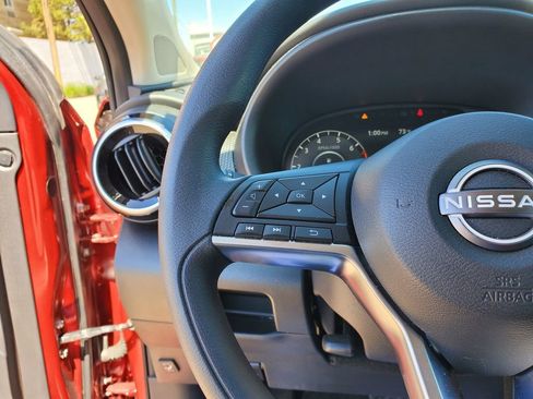 Used 2024 Nissan Kicks SV w/ Interior Electronics Package FWD image 18
