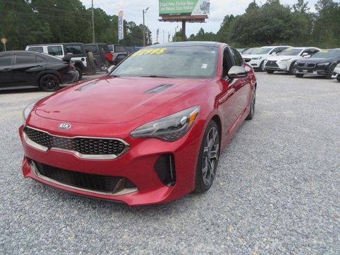 Used 2018 Kia Stinger GT2 RWD image 2