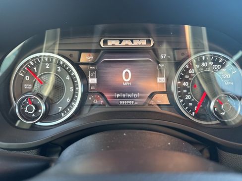 Used 2022 RAM 1500 Big Horn image 27