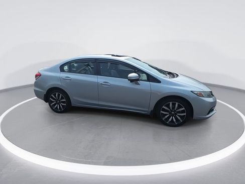 Used 2015 Honda Civic EX-L image 9