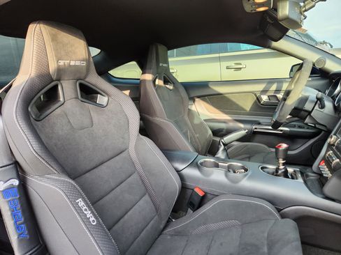 Used 2018 Ford Mustang Shelby GT350 w/ Electronics Package image 16