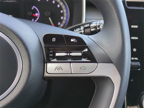 Used 2022 Hyundai Santa Cruz SEL image 25