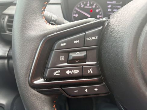 Used 2024 Subaru Crosstrek 2.5i Limited w/ Crosstrek Mirror Package image 19