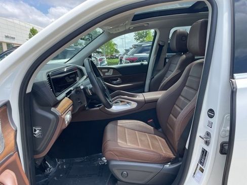 Certified 2024 Mercedes-Benz GLS 450 4MATIC image 29