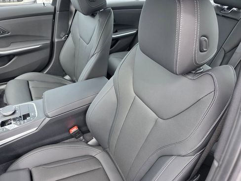 New 2026 BMW 330i Sedan w/ M Sport Package RWD image 9