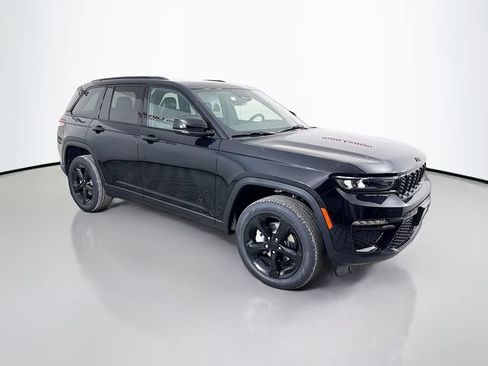 New 2025 Jeep Grand Cherokee Limited w/ Black Appearance Package image 1