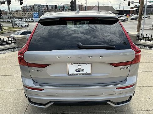 Used 2023 Volvo XC60 B6 Ultimate image 9