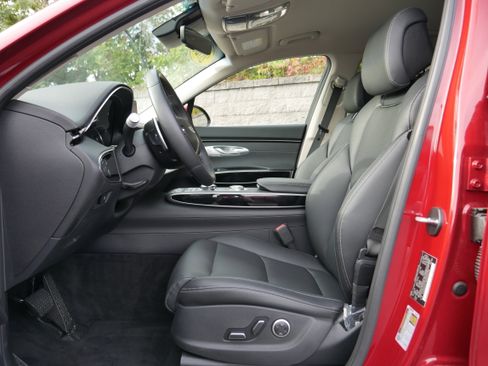 Certified 2025 Genesis GV70 2.5T image 12