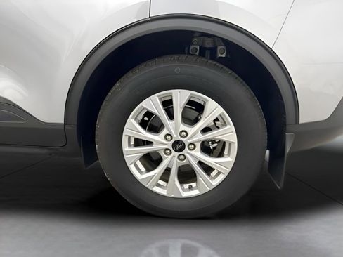 Certified 2024 Ford Escape Active w/ Cold Weather Package FWD image 16