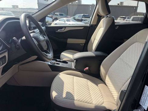 Used 2020 Ford Escape SE FWD image 19