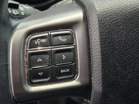 Used 2019 Dodge Journey Crossroad FWD image 8