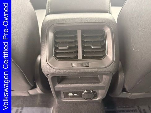 Used 2022 Volkswagen Tiguan SE w/ Panoramic Sunroof Package AWD/4WD image 21