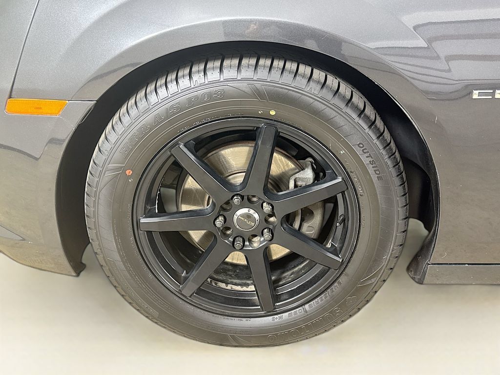 Used 2015 Chevrolet Camaro LS RWD image 23
