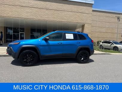 Used 2017 Jeep Cherokee Trailhawk w/ Comfort/Convenience Group