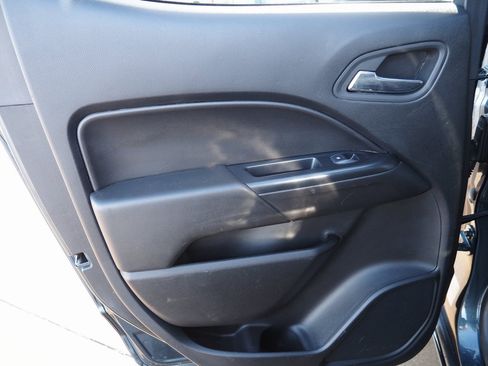 Used 2019 Chevrolet Colorado LT w/ LT Convenience Package image 35