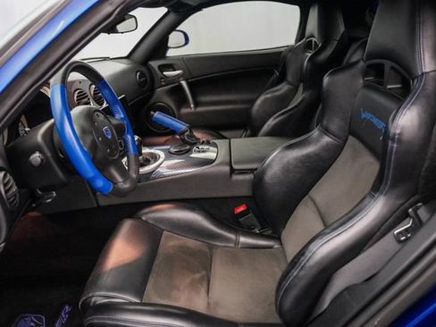 Used 2006 Dodge Viper SRT-10 w/ First Edition Group RWD image 18