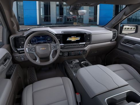 New 2026 Chevrolet Silverado 1500 LTZ w/ LTZ Premium Package AWD/4WD image 15
