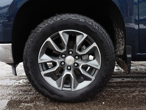 Used 2023 Chevrolet Silverado 1500 LT image 27